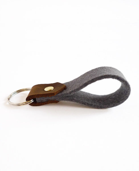 Grey Felt Key Fob - Cotton & Flax
